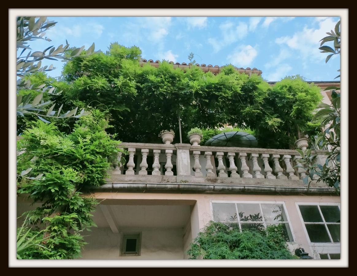 La Belle D'Ame - Guest House Prades  Exterior foto